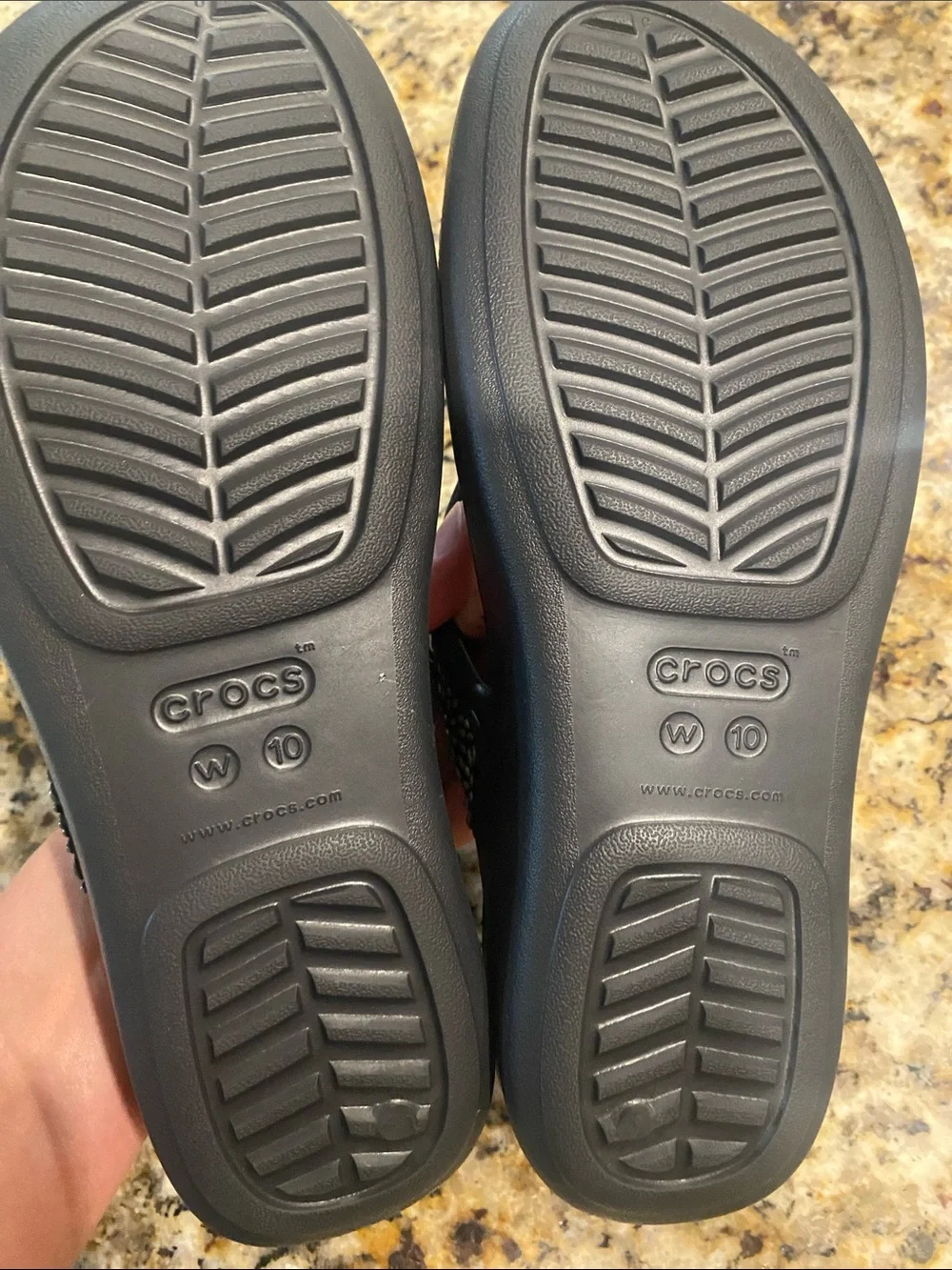 CROCS wedge thong